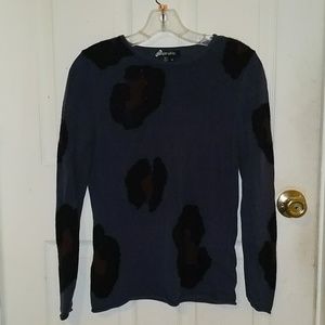 Paperwhite xs sweater